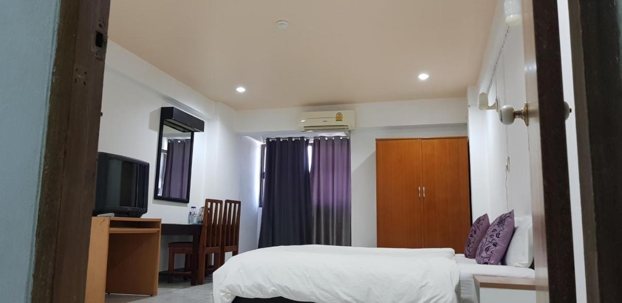 Win Mansion Motel Bangkok Exterior photo