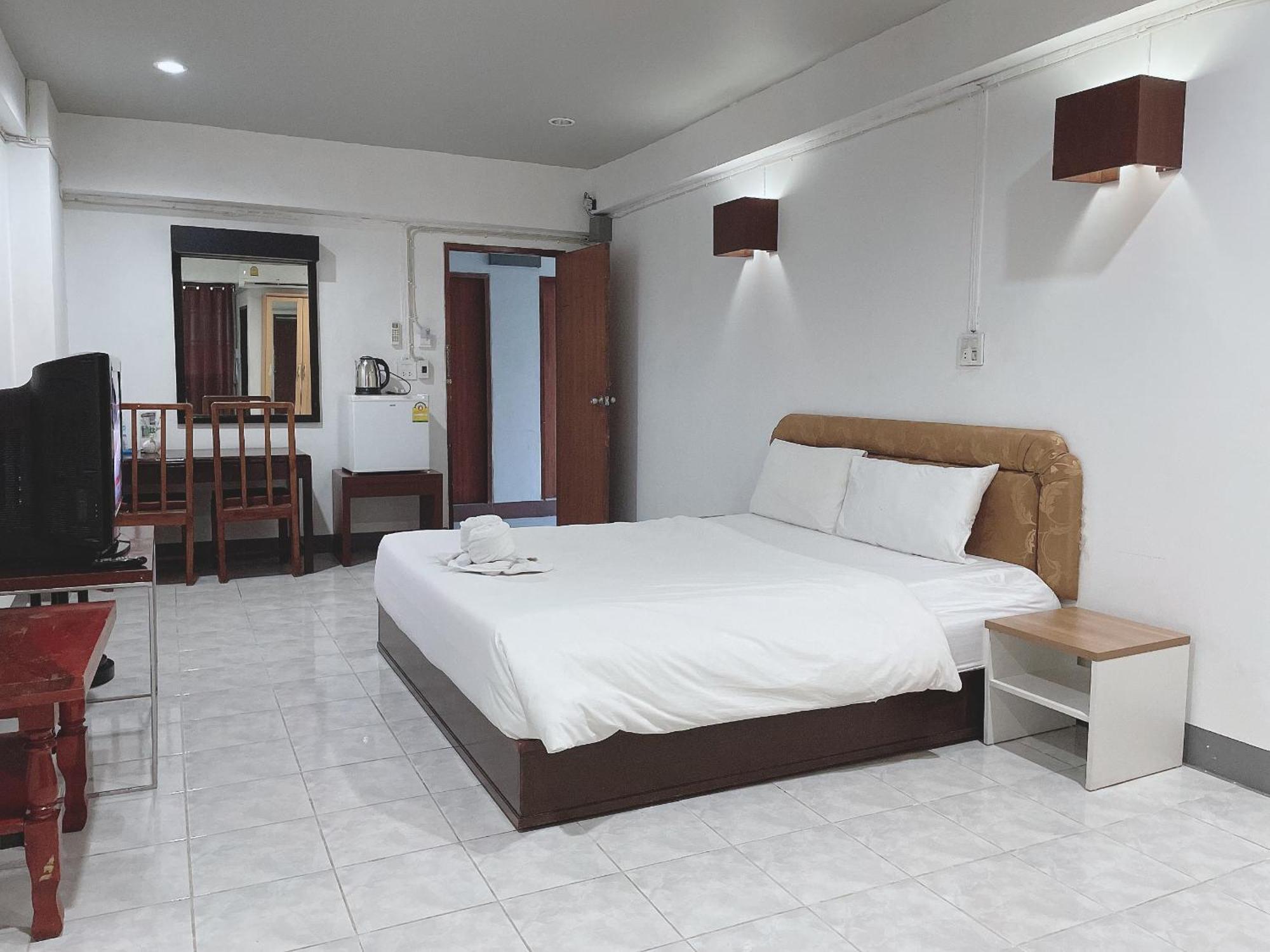 Win Mansion Motel Bangkok Exterior photo