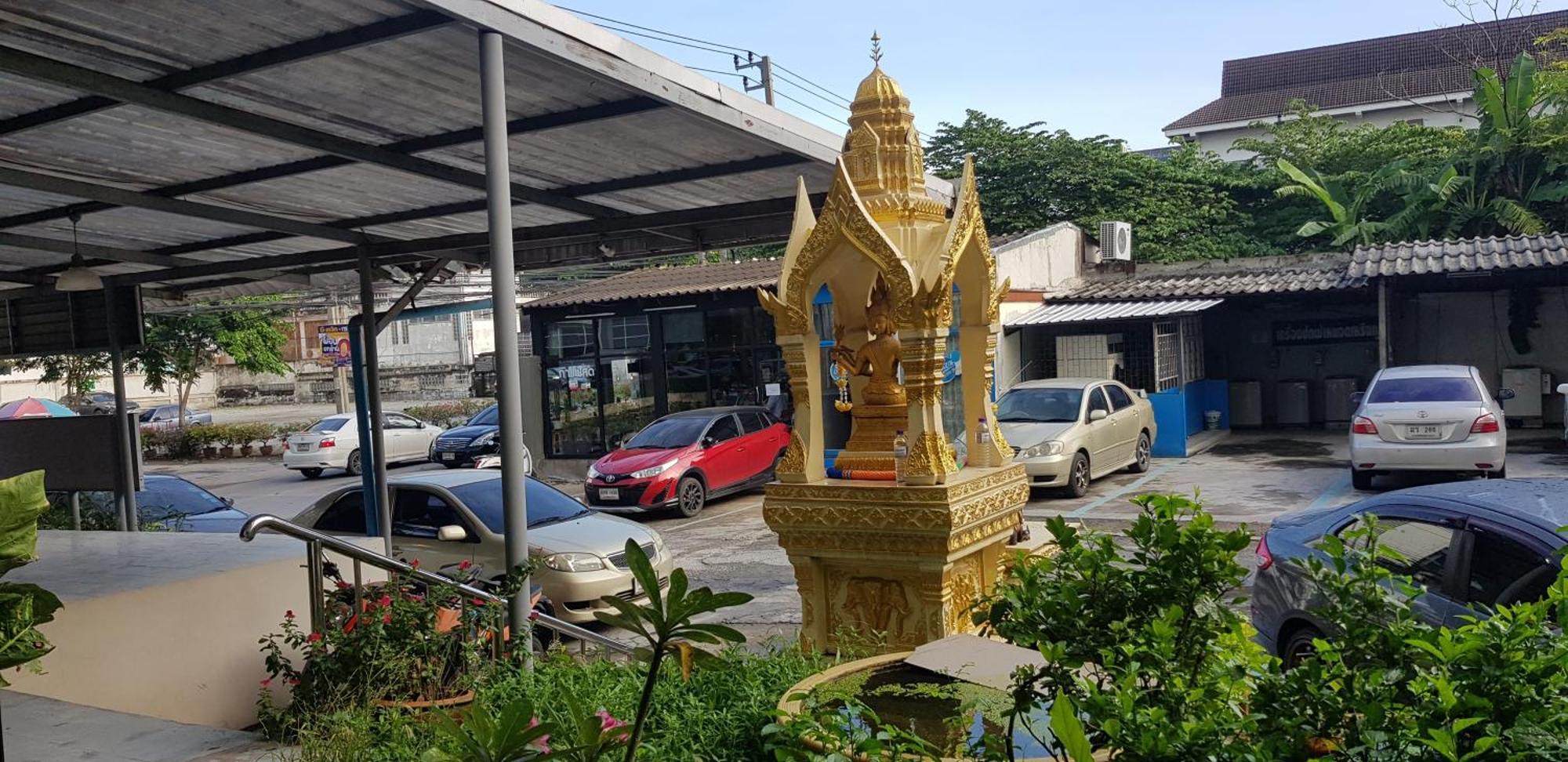 Win Mansion Motel Bangkok Room photo